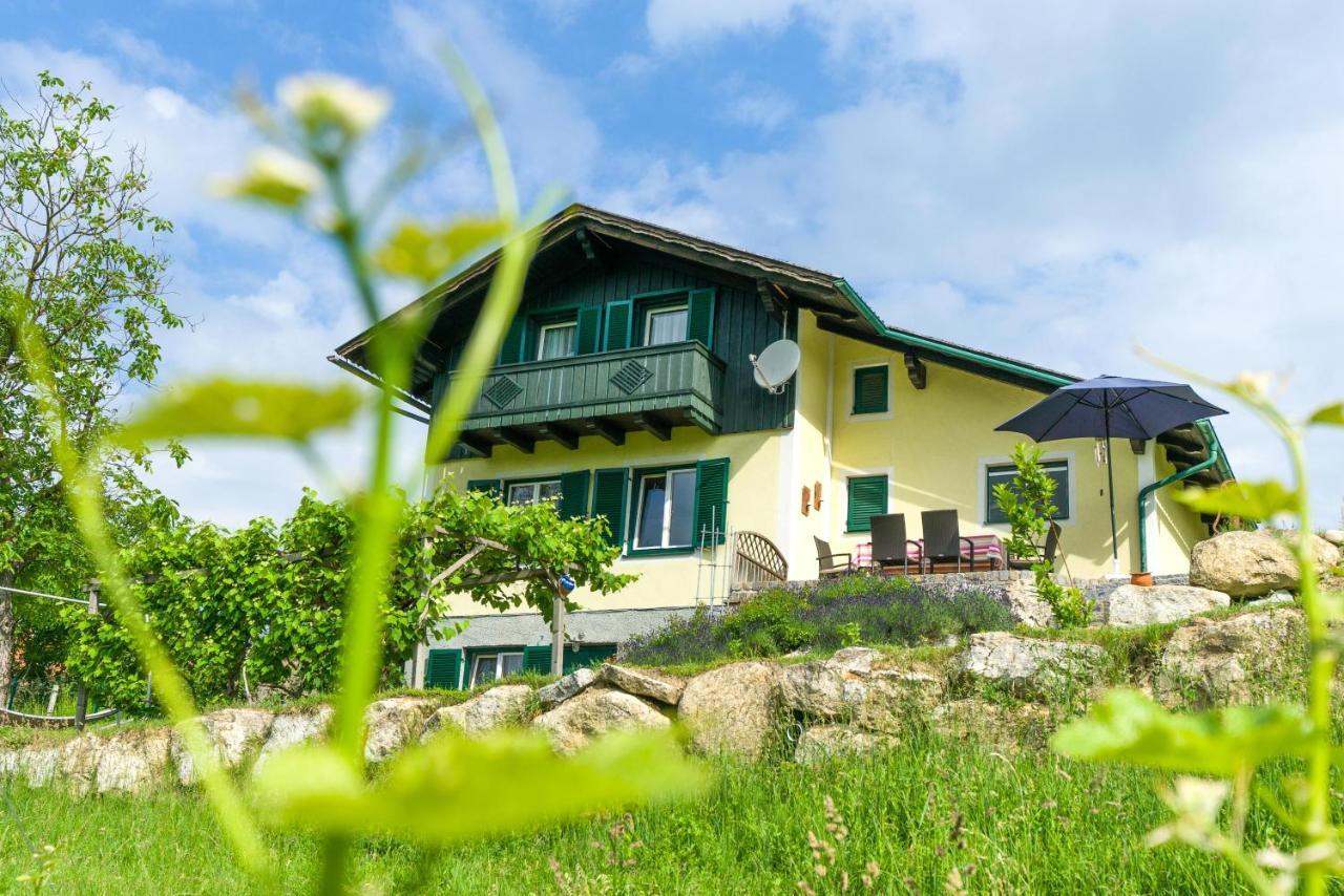 Das Weinberghaus Ratsch an der Weinstrasse Exterior photo